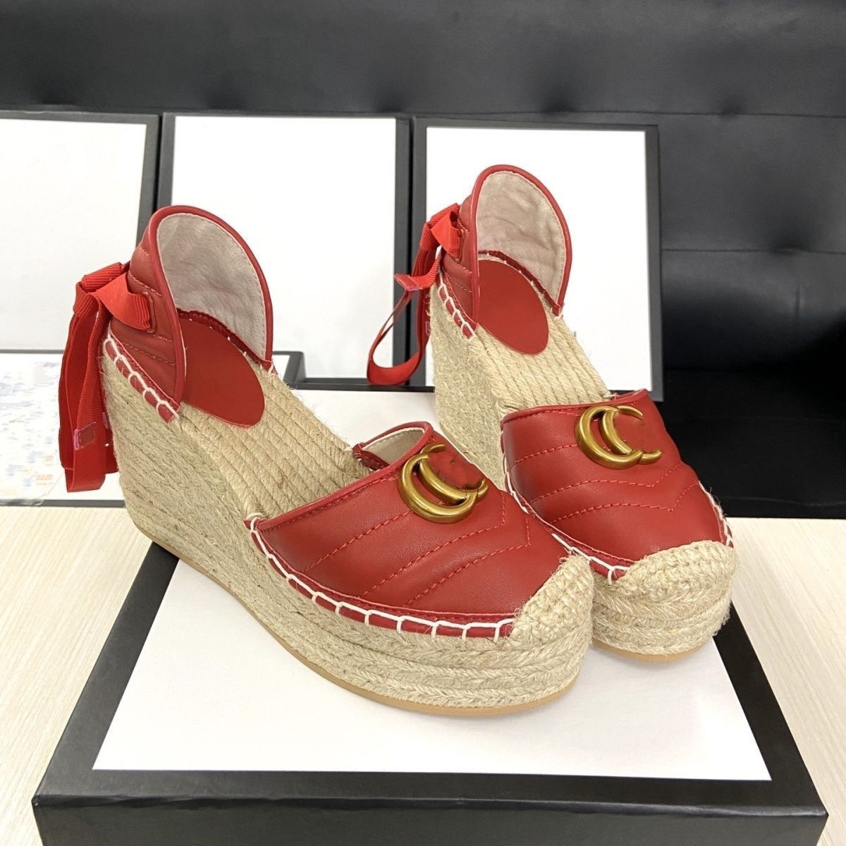 Sandały damskie espadrille sandałowe i beżowe raflia butę śród masy buty na środkowym obcasie białe skórzane wykończenie mody platforma sandały designerski wzór emblematyczny but 35-41 05