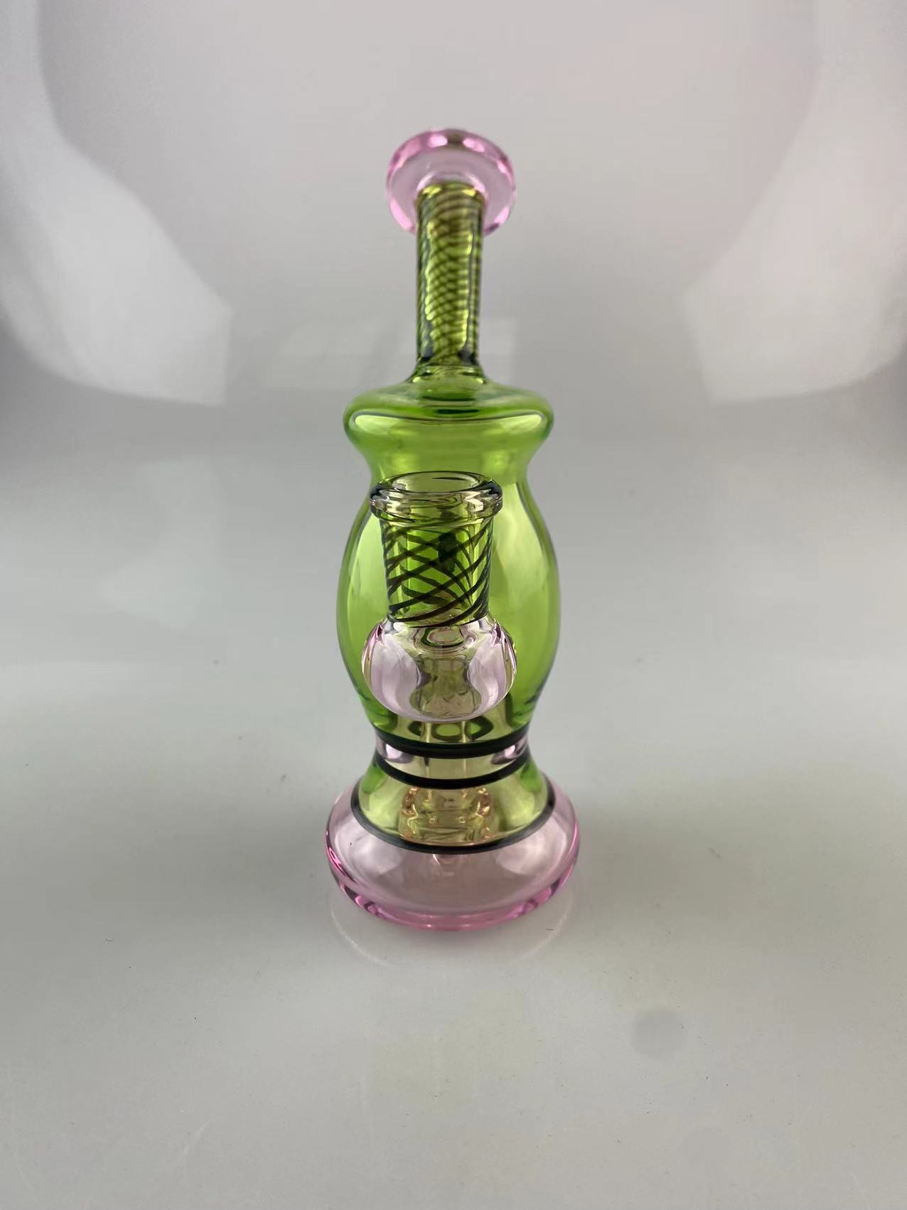 Rokende glazen hookahs recycler rig met groen en roze 14mm joint