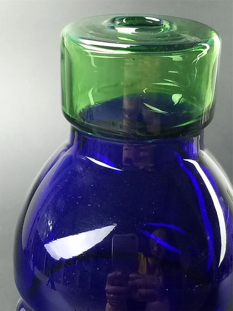 Стеклянный бонг из зеленой бутылки с синим корпусом - многоразовый водяной бонг для курения кальяна высотой 7,8 дюйма.