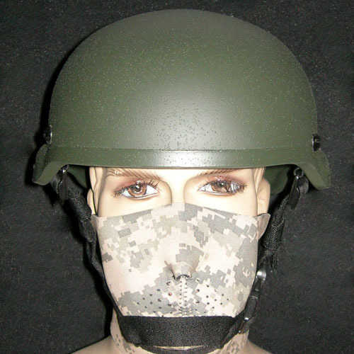 Tactische helmen Glasvezelversterkte kunststof tactische helm militaire fangame buitensportbescherming oproerhelmHKD230628