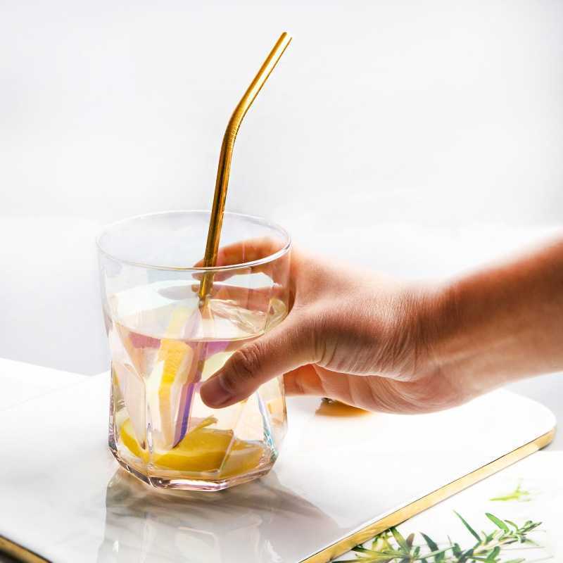 Роскошная скандинавская геометрическая чашка Домашний виски Ром Бокалы для воды Золотая сторона Красочный бокал для сока Прозрачные соломенные хрустальные чашки L230620