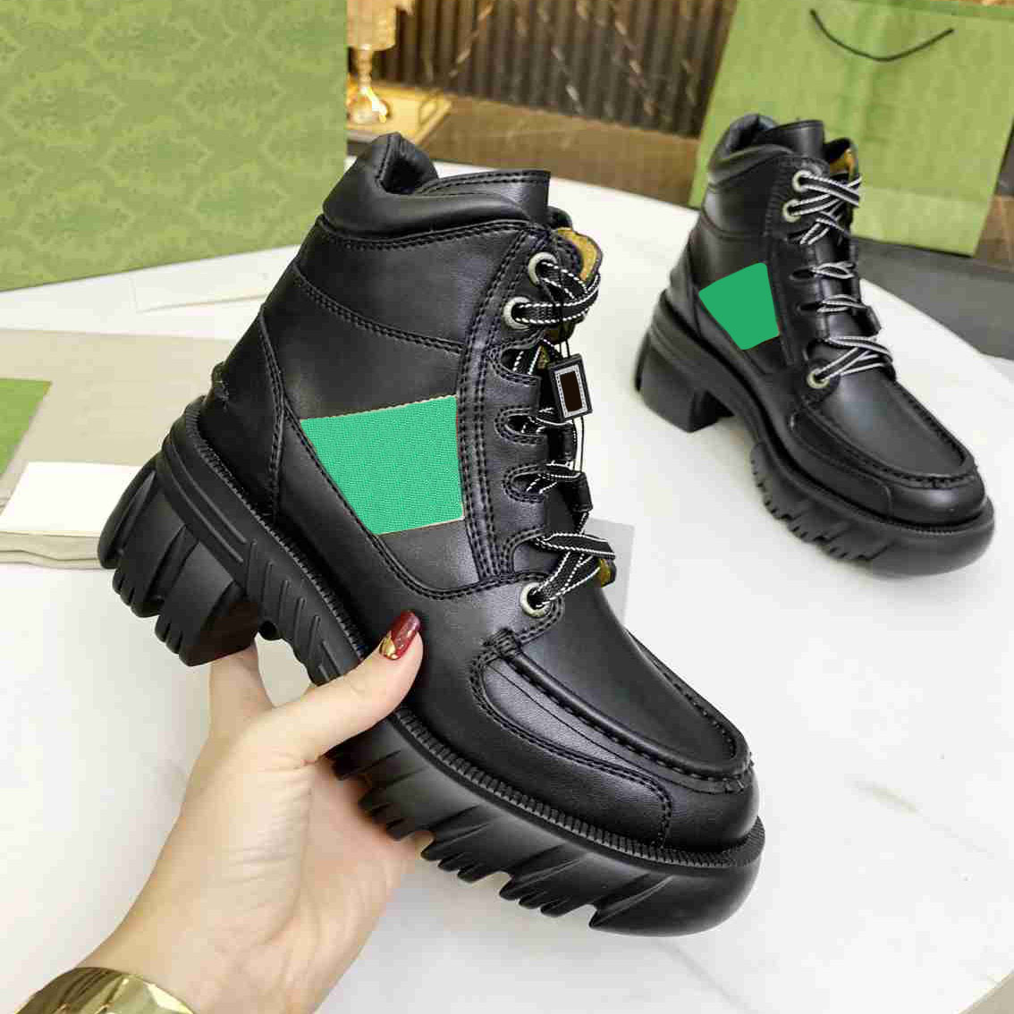 Spring and Autumn Hot Selling WOMEN LEATHER LUG SOLE LOAFER Thick Sole Elevated Shoe Horsebit Classic Women Shoe with box size 35-41 International Standard Size