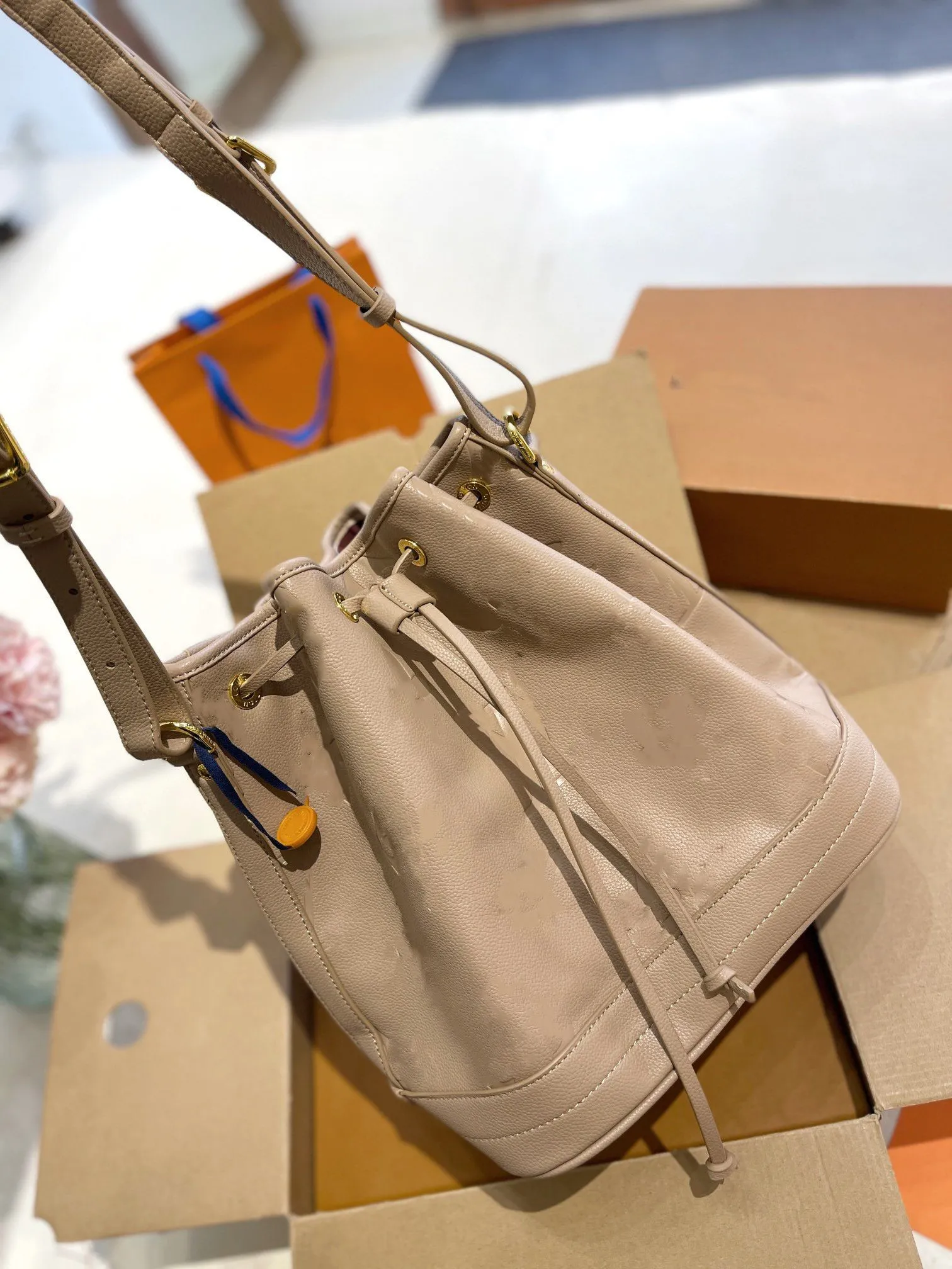 NENOE Fashion design Bucket Bag Women's handbag drawstring shoulder bag embossed messenger bag large capacity shopping bag