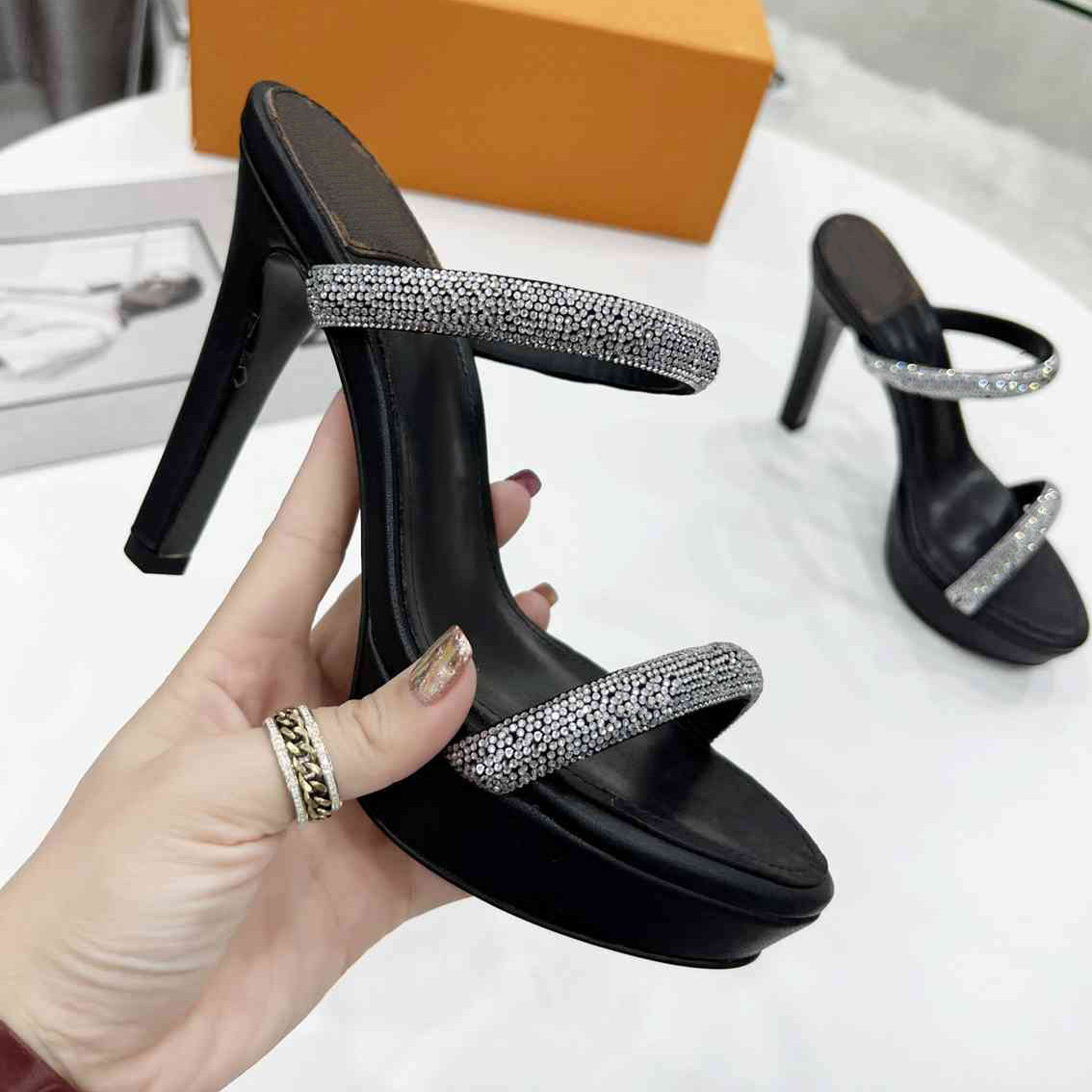 Summer New Designer Women Waterproof Platform High Heel Shoe Summer Sandal Water Diamond Sexy Sandal with box size 35-42