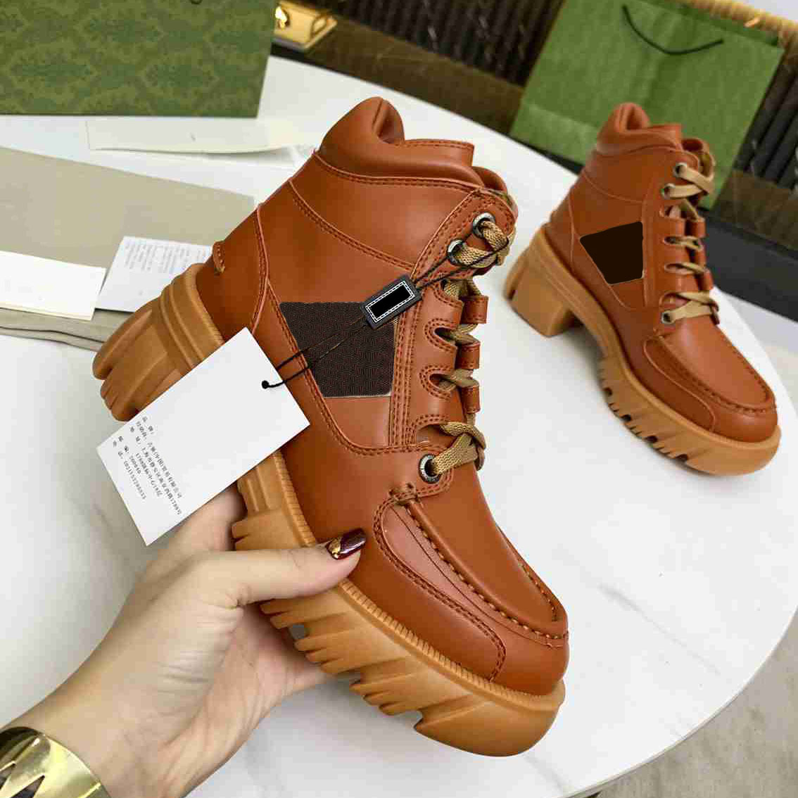 Spring and Autumn Hot Selling WOMEN LEATHER LUG SOLE LOAFER Thick Sole Elevated Shoe Horsebit Classic Women Shoe with box size 35-41 International Standard Size