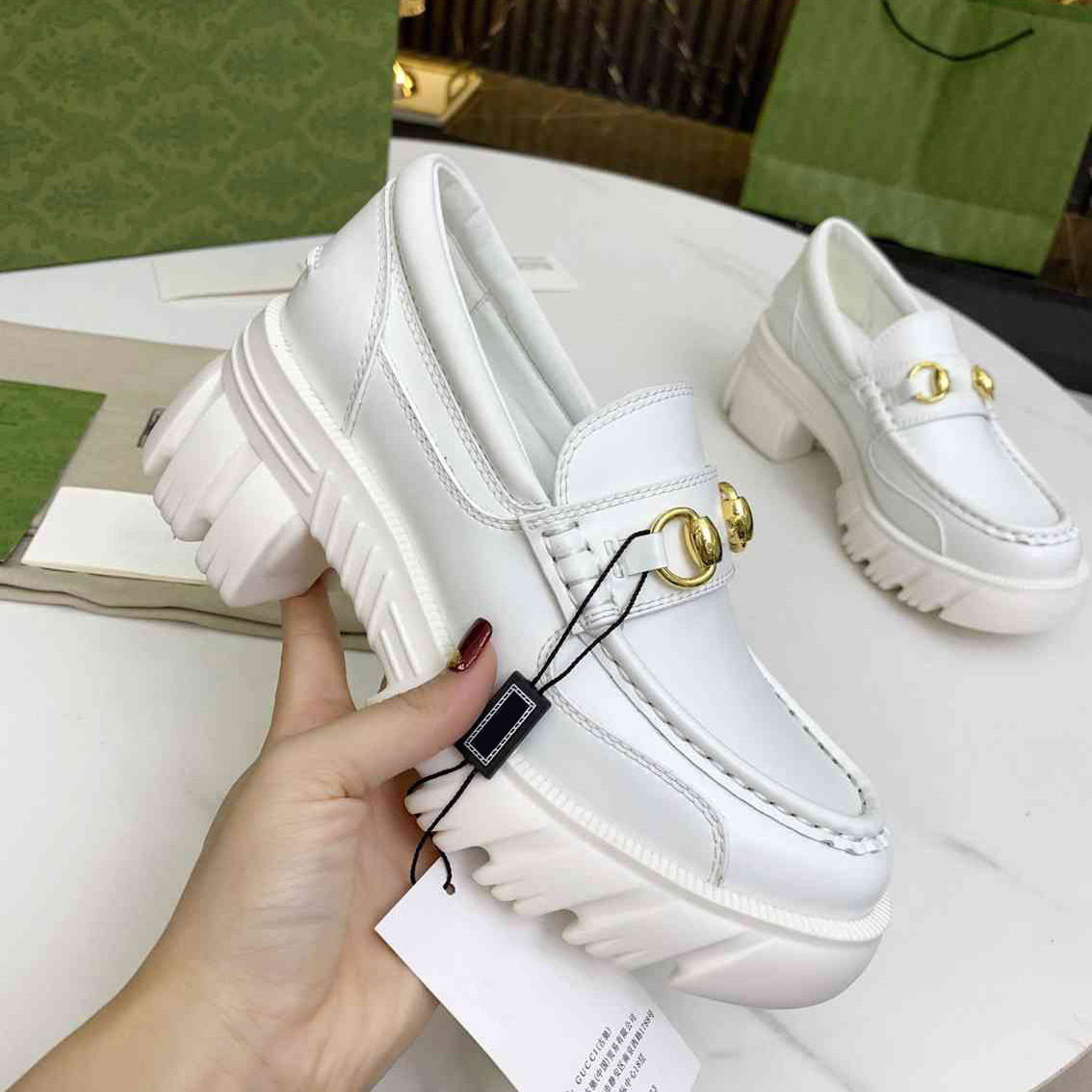 Spring and Autumn Hot Selling WOMEN LEATHER LUG SOLE LOAFER Thick Sole Elevated Shoe Horsebit Classic Women Shoe with box size 35-41 International Standard Size