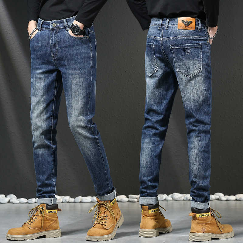 Mäns jeansdesigner 2022 Autumn/Winter New Deep Blue Hong Kong Fashion Märke Slim Fit Elastic Feet Denim Pants K7lo