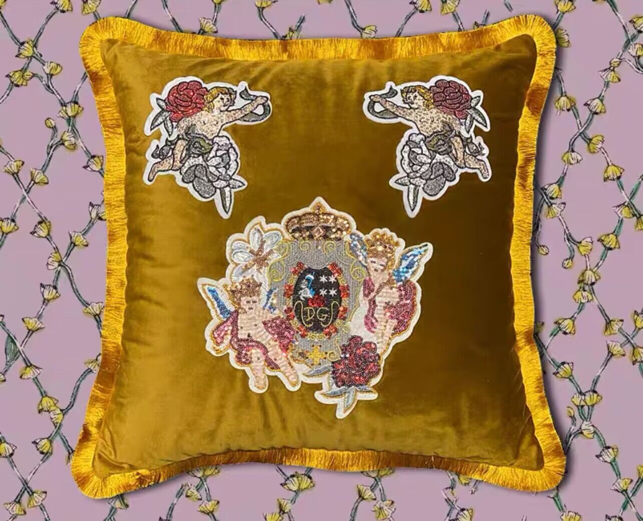 Housse de coussin de taie d'oreiller brodée de designer super luxe 45 * 45cm et 30 * 50cm Décoration de maison et de voiture créative Cadeau de famille exquis