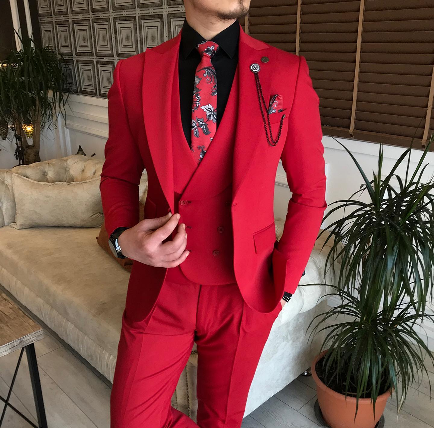 Luksusowe czerwone mężczyźni smoking ślubny szczupły fit szczyt lapolunki noszenie 3 sztuki zestaw blazerowych spodni kamizelki formalny kostium homme