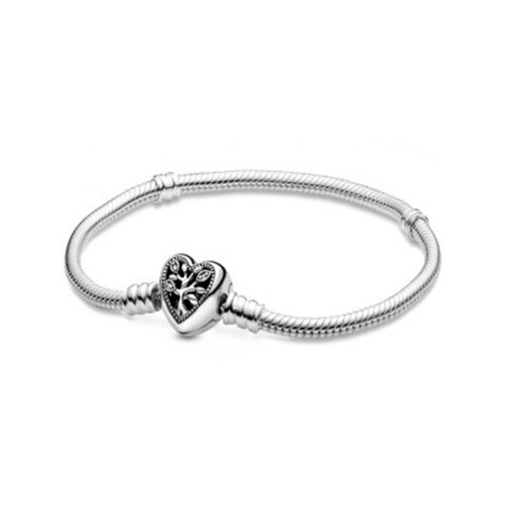 2023 Women's Sterling Silver Pandora Charm Diamond Butterfly Love Family Tree Bracelet Necklace Safety Chain Ear Studs Fashion Universal Bracelet for Men and Women