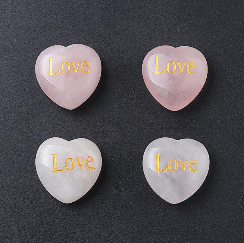 Kamień naturalny 25 mm serc różany kwarc Ozdoba Grawerowana miłość kreatywne dekoracje ślubne