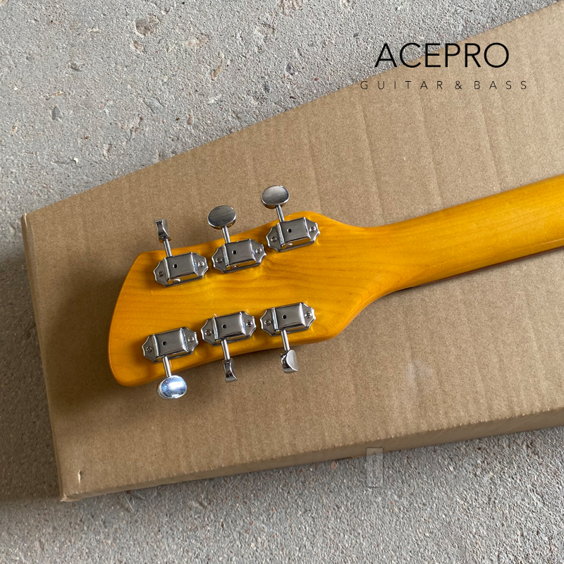 Basswood Body Electric Guita 24 Frets Light Yellow Color Guitarra Gold Pickguard Tailpiece Bridge Basswood Neck