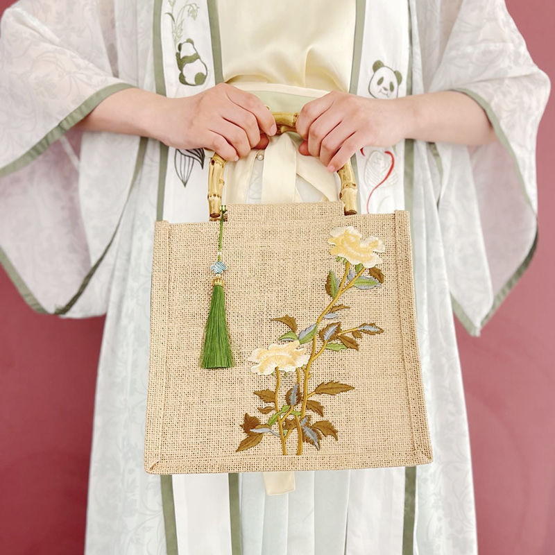 Vintage kvinnor handväska 2023 ny kinesisk stil blomma broderi bärbar linne shoppare väska stor kapacitet bambu handtag resväskor
