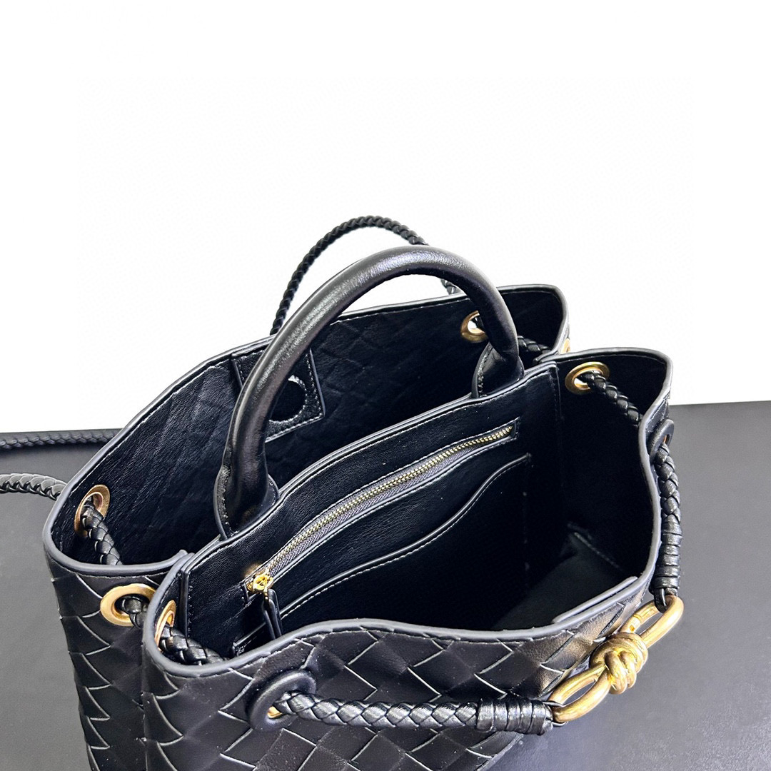 Real Leather Totes Designer B Buckle Andiamo Handgjorda Knitting Handväskor Shopping Axelväskor Kvinnor Purse hanterar stor kväll Luxurys kosmetika vävda plånbok