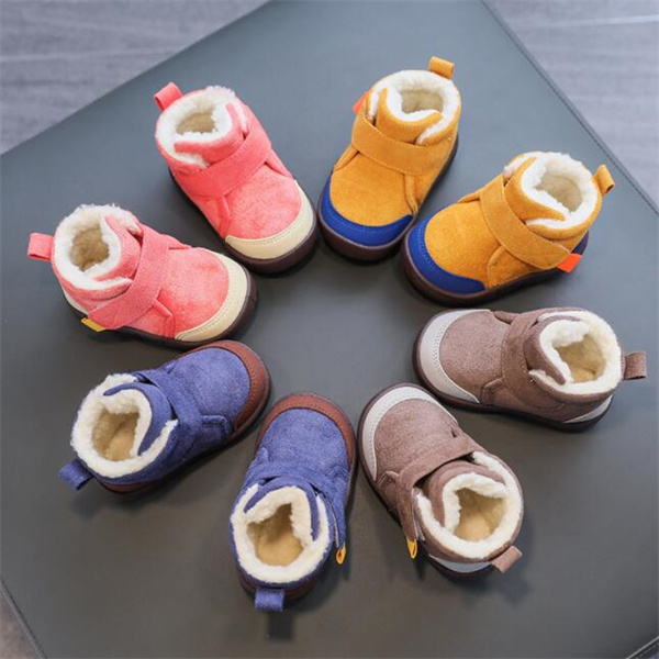 Новые зимние детские зимние сапоги, детская обувь для малышей на мягкой подошве, а также нескользящая хлопковая обувь с бархатной подкладкой