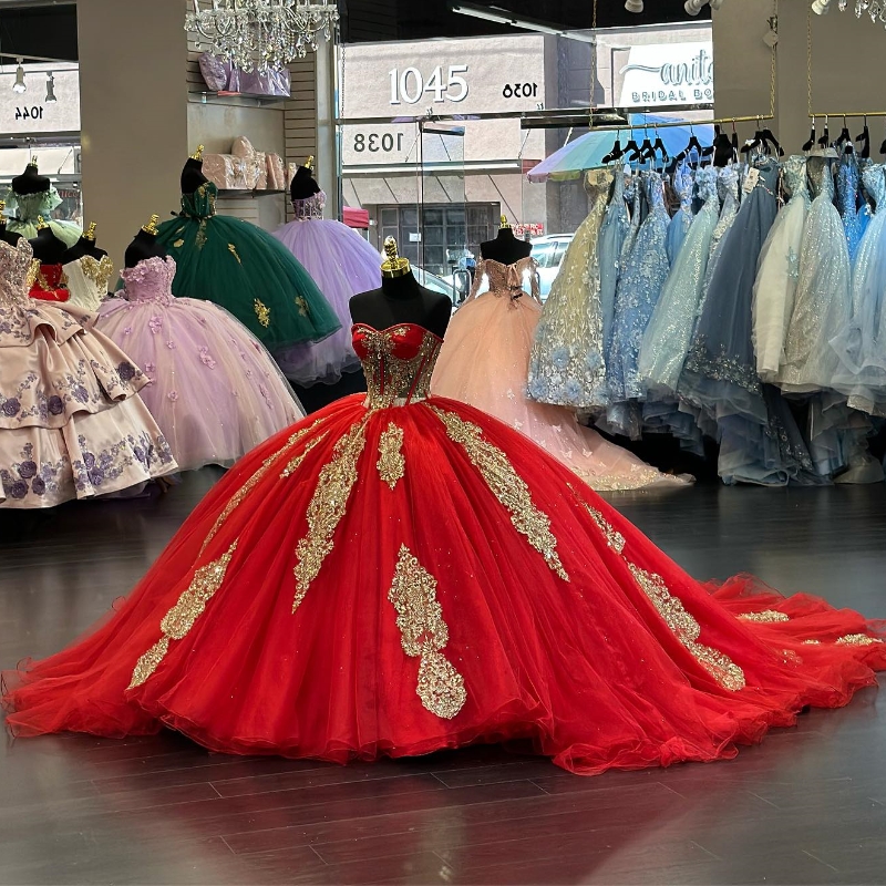 Красное платье Quinceanera с открытыми плечами, принцесса с золотой аппликацией из бисера и накидкой, бальное платье для выпускного вечера, милое мексиканское платье для девочек 16 XV лет