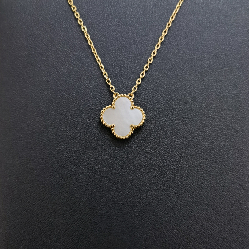 Four Leaf Clover Necklace Classic Four Leaf Clover Necklaces Pendant Stainless Steel Plated 18K For Women Girl Holiday River Plate 925 Sterling Silver 683