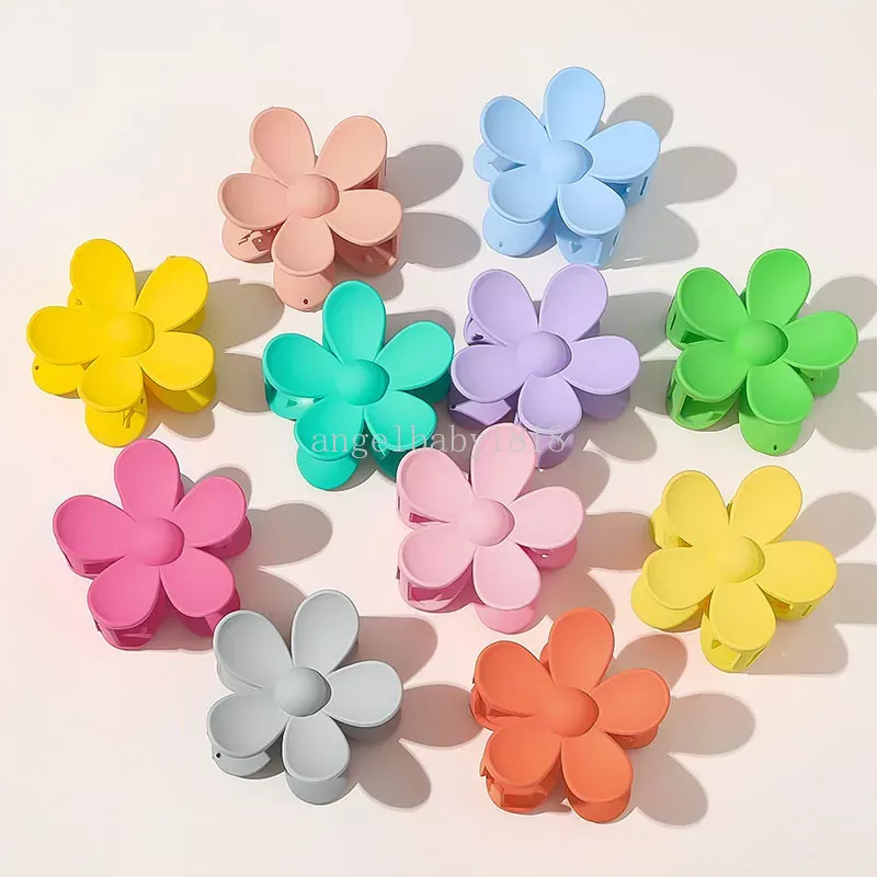 Flower Shaped Hair Claw Candy Color Frosted Hair Clip Acrylic Hairpin Barrette Hair Clamp Crab Women Hair Accessoires