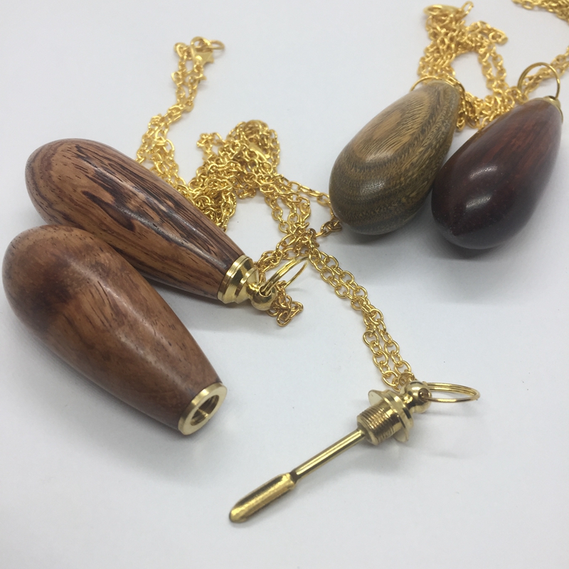 Collier en or coloré en bois naturel pour fumer, renifler, renifler, bouteille, joint, étui, cuillère, pelle, clous, cuillère, plate-forme pétrolière, support pour pendentif de cigarette