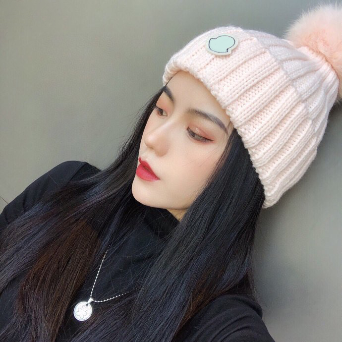 Beanie Fashion Designer Winter Sticked Beanie Men Casquette Women Bonnet Fox Hair Woolen Hat Top Quality Warm Faux päls Pom Beanies Caps Gift 117731