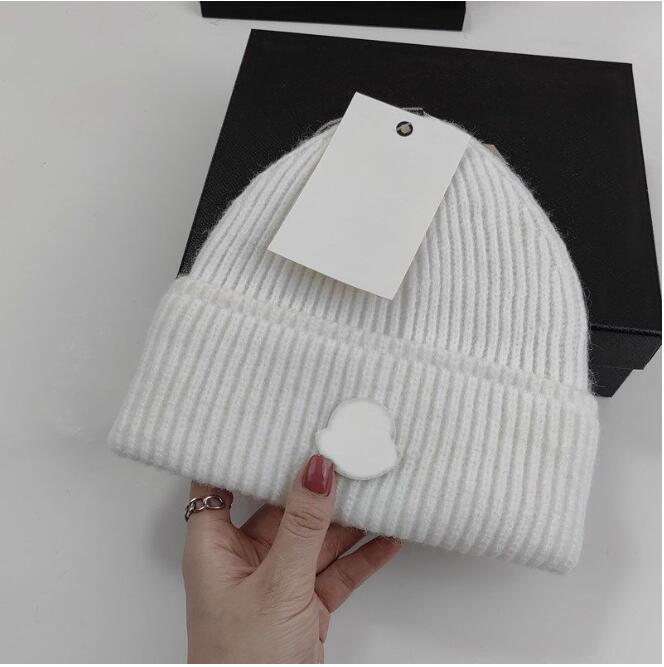 Designer Beanie hat fashion letter men