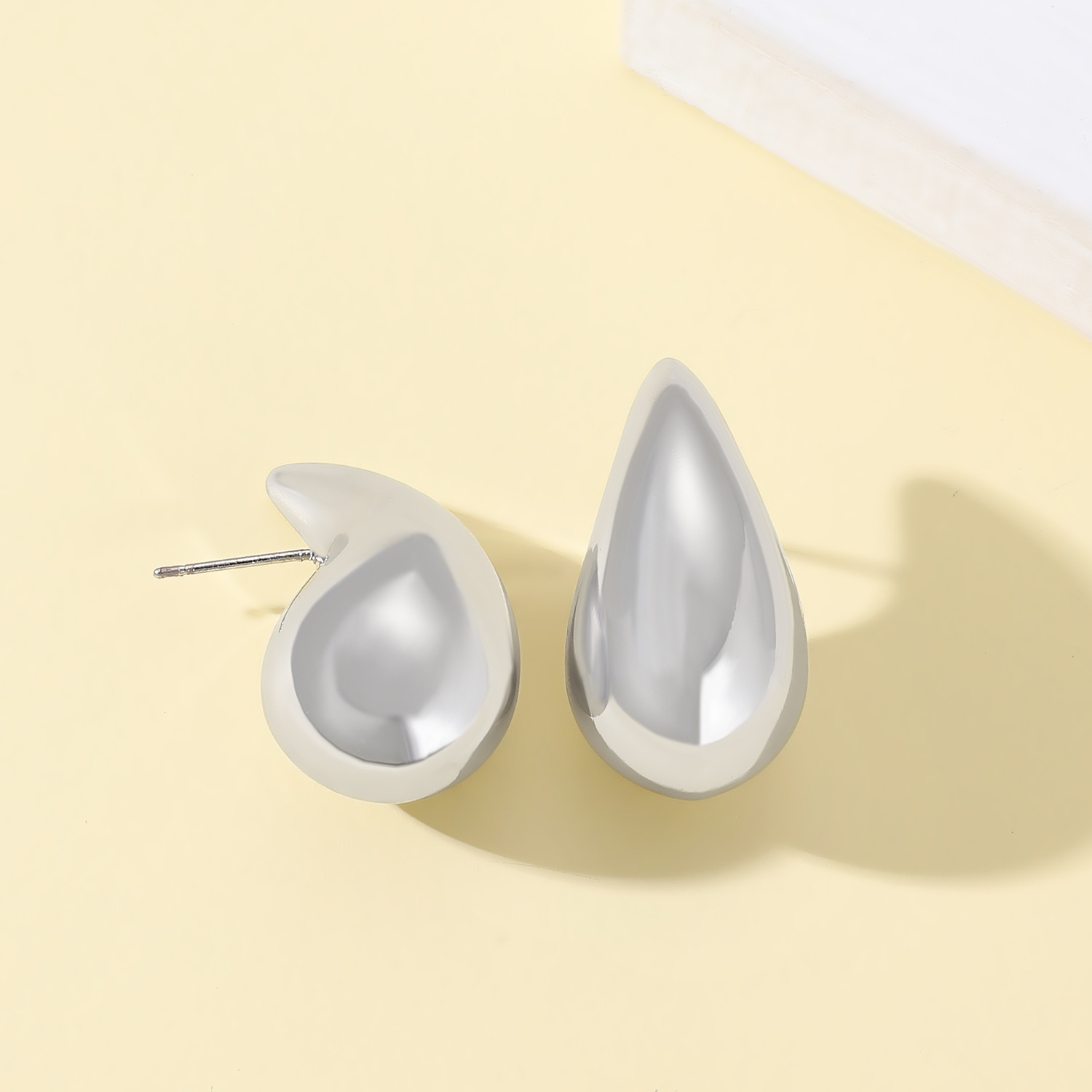 Boucles d'oreilles créoles épaisses en or et argent pour femmes Dupes goutte d'eau créoles ouvertes hypoallergéniques plaqué or bijoux de mode pour femmes filles