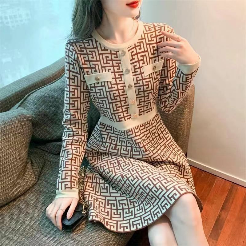 Elegant Dresses Women Casual Knit Dress Fashion Letter Pattern Long Sleeve High Quality Womens Clothing Solid Loose High Waist Dress