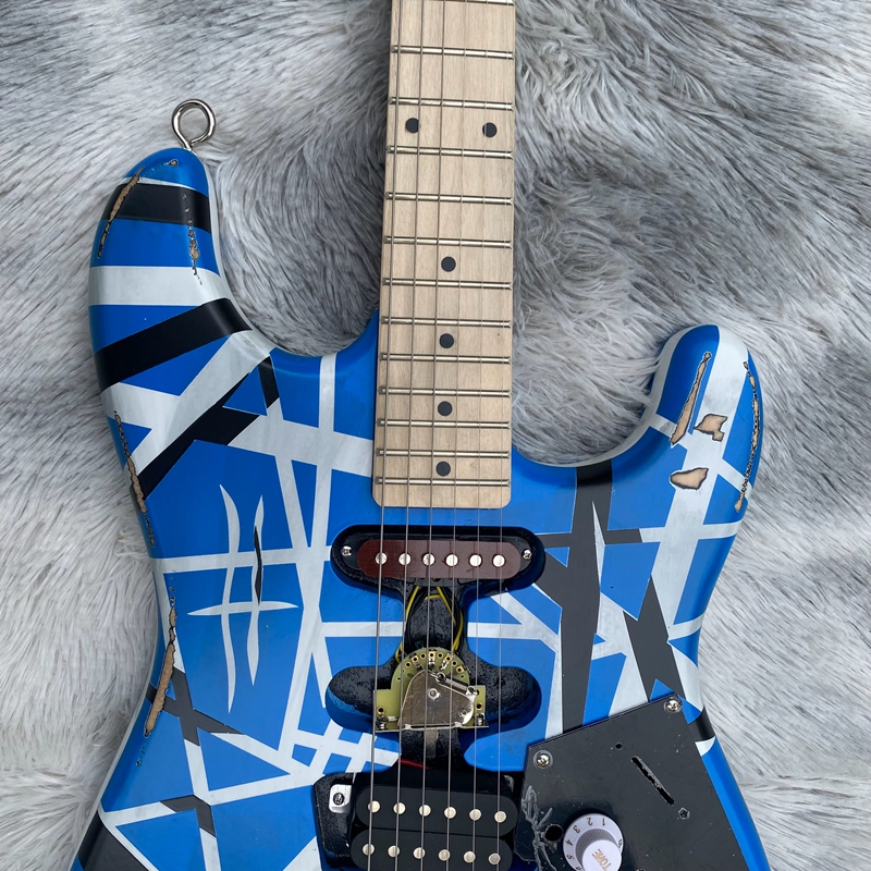 Heavy Relic Edward Van Halen Red FrankenStein ST Chitarra elettrica Black White Stripes, Floyd Rose Tremolo Bridge Whammy Bar, corpo basso, manico in acero