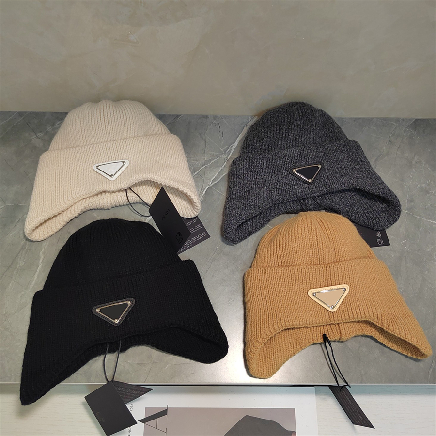 Fashion Designer hats Men`s and women`s beanie fall/winter thermal knit hat ski brand bonnet High Quality Ear protection Luxury warm cap