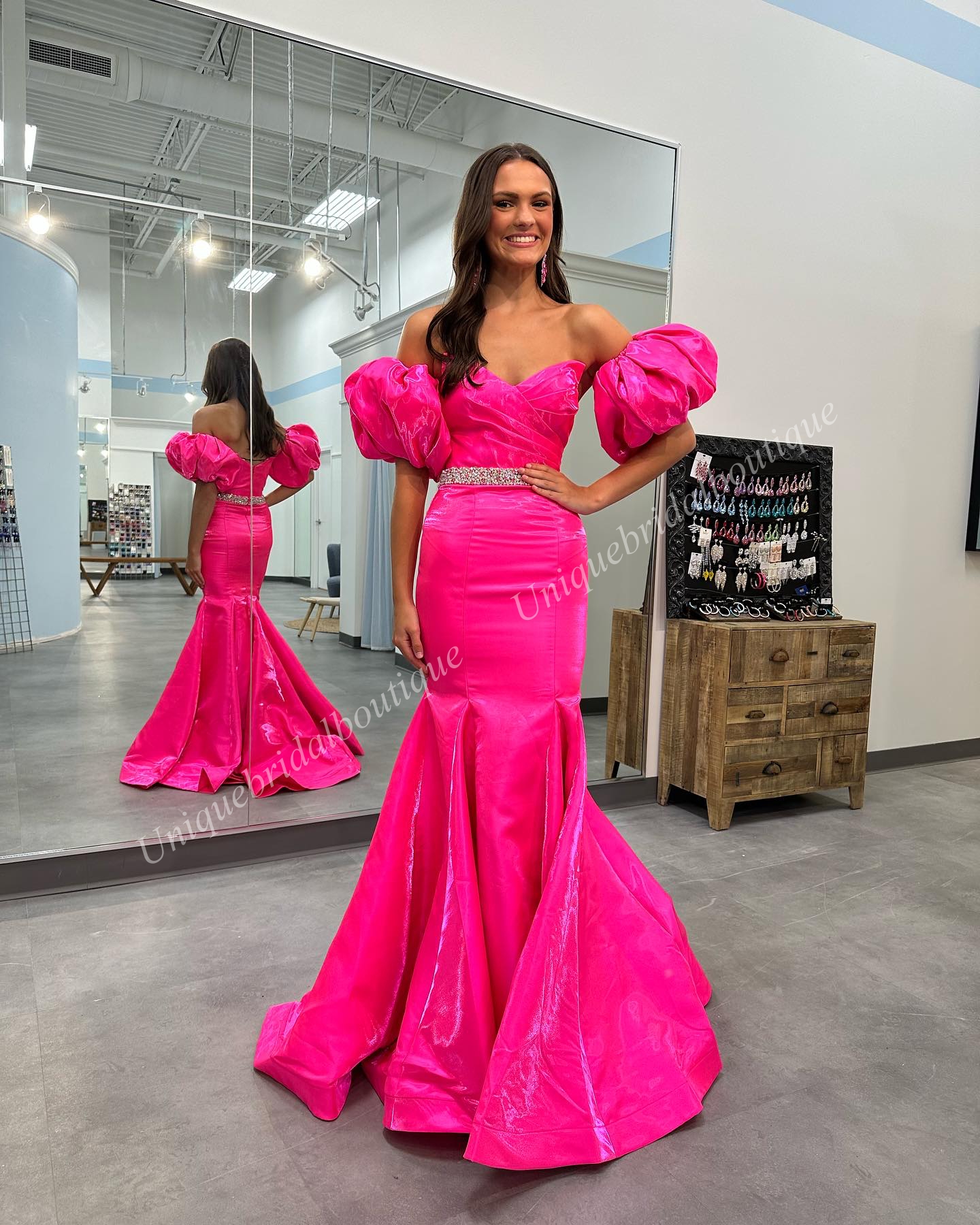 Shimmer Satin Formal Evening Dress 2k24 Puff Sleeves Mermaid Lady Pageant Prom Cocktail Party Gown Saudi Arabia Red Carpet Runway Drama Black-Tie Crystal Hot Pink Red