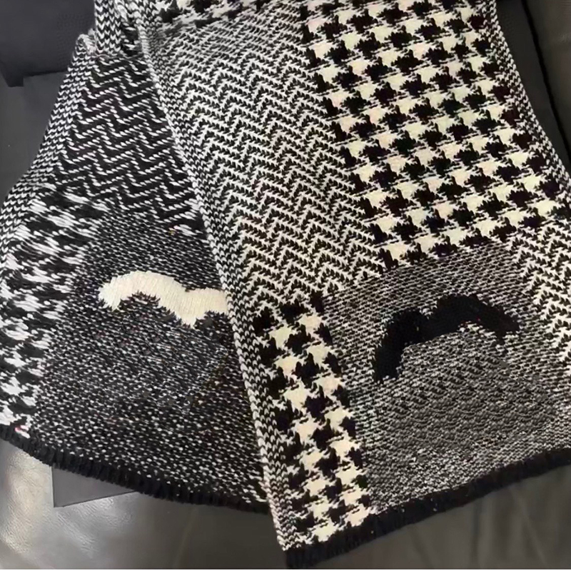 Designers de luxo Cashmere Jacquard Lenço Longo para Mulheres Designer Houndstooth Malha Lenços França Marca Quilting Lenços de Cabeça de Alta Qualidade Xale Xadrez Hijab Sciarpa