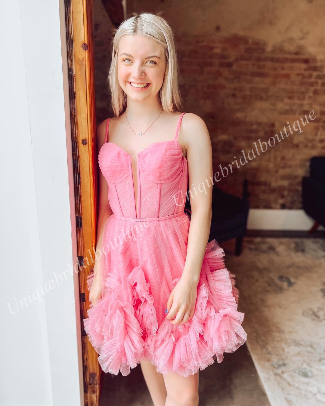 Abito da cerimonia in tulle glitterato 2k24 Corsetto con volant Corto ballo di fine anno Spettacolo invernale Cocktail formale Evento Sfilata di festa Cravatta nera Gala Laurea Abito hoco Rosa Azzurro cielo