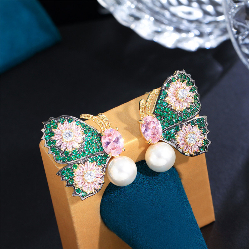 Vintage Butterfly Imitation Pearl Earring Designer för Woman Gift ColroFul AAA Cubic Zirconia Copper Diamond Earring Womens Engagement Wedding Luxury Jewelry