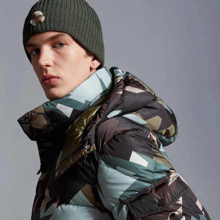 Mens Down Fashion Letter Printing Winter Jacket Men Mężczyznę Kameathe Feather Kamuflage na dół