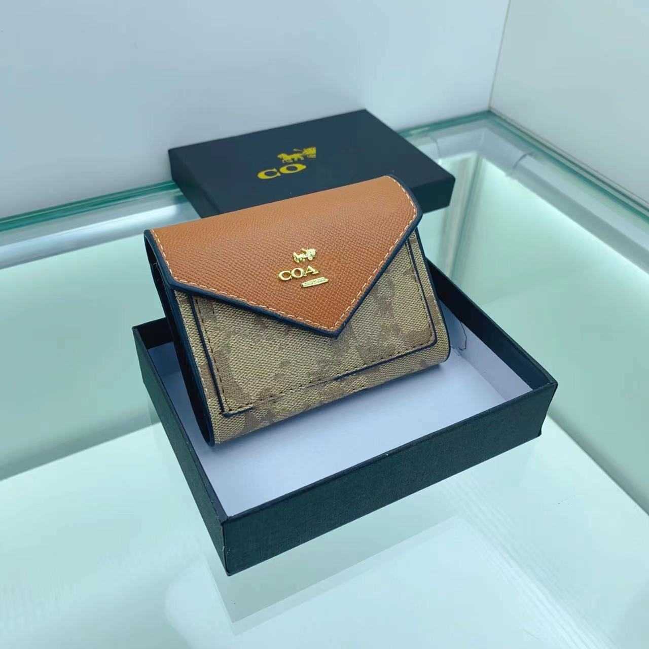 Bolsas 90% de desconto Novo estilo curto dobra cor correspondência carteira bolsa feminina caixa de saída produtos de luxo