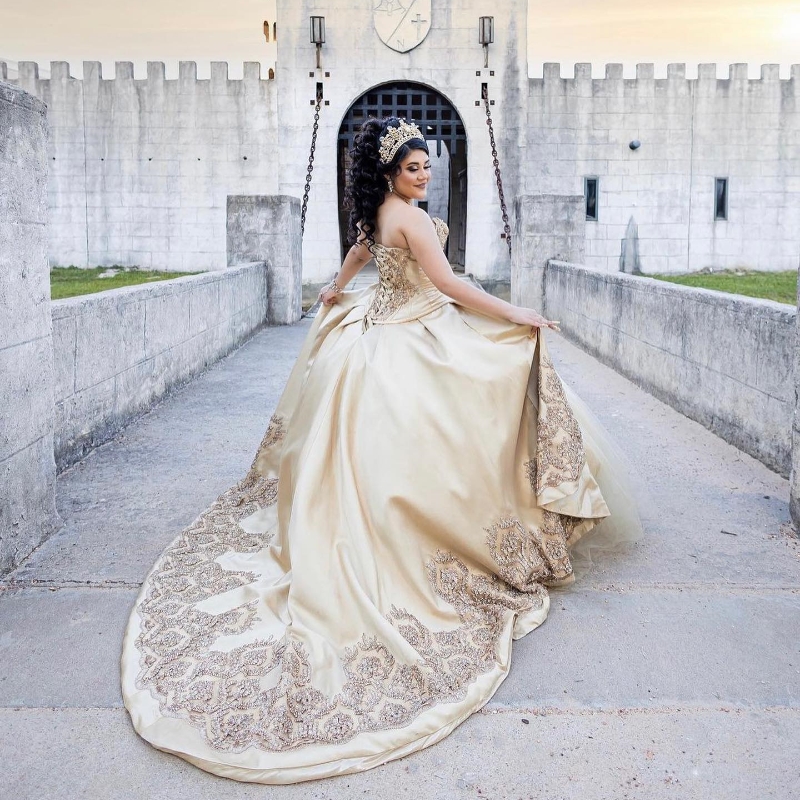 Vestido para baile De champán, Vestidos para quinceañeras, apliques De encaje con cuentas De cristal y hombros descubiertos, 16 vestidos De 15 anos 2024