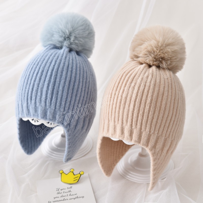 Vinter baby beanie hatt med öronflup päls boll vinter ull stickade hattar för barn utomhus varma flickor pojkar öronskydd mössa