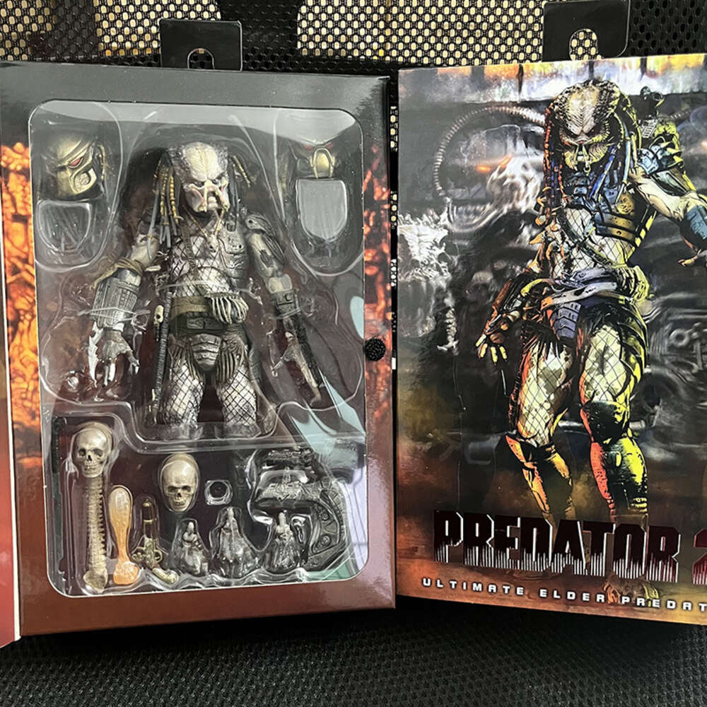 Costumi mascotte Originale Neca Ultimate Elder Predator Action Figure Modello Giocattoli Joint Mobile Horror Doll Regalo di Natale i bambini