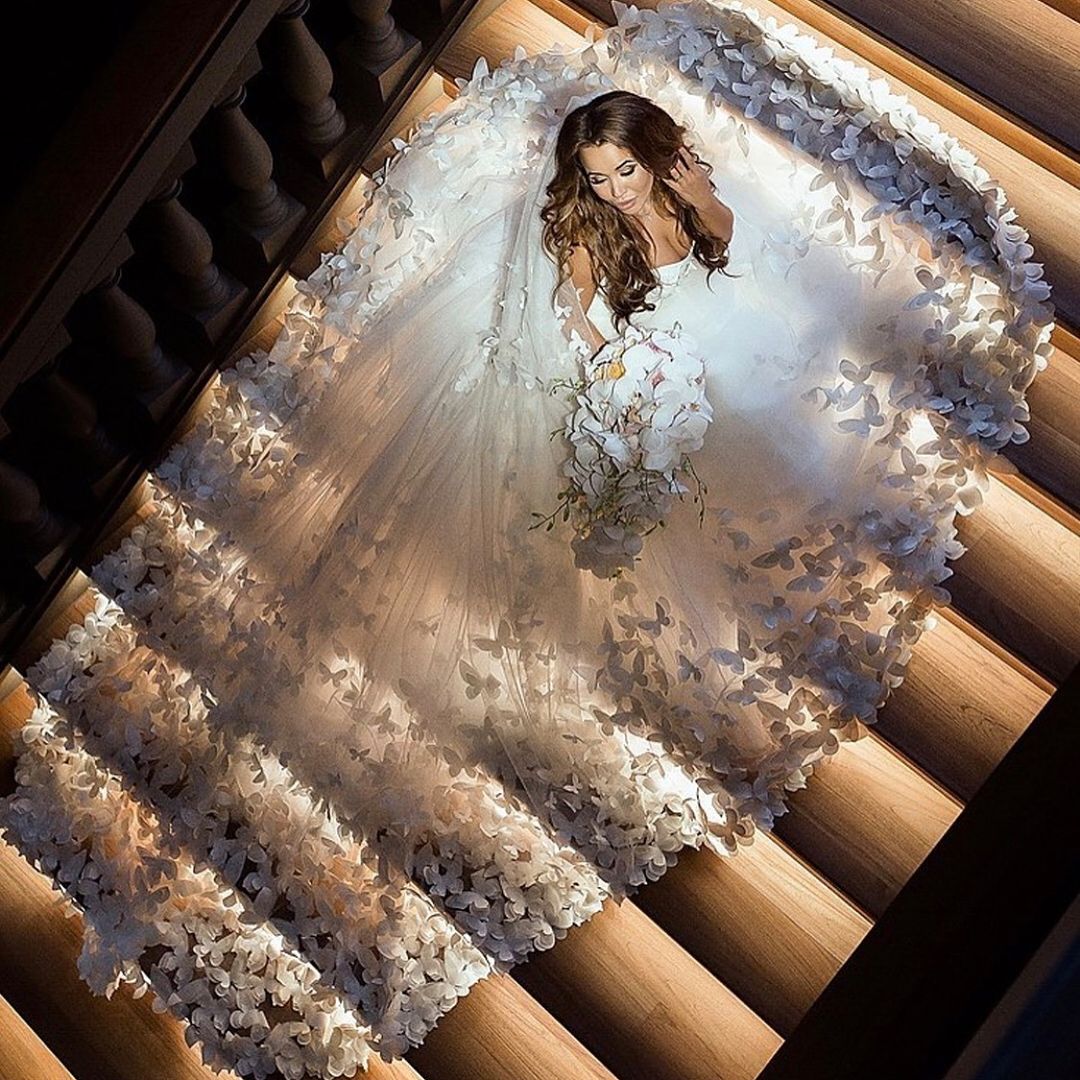 Voiles de mariée blanc ivoire de haute qualité, une seule couche, peigne Long, doux, accessoires pour mariées, dentelle, fleurs faites à la main, voile papillon, voile de mariée cathédrale