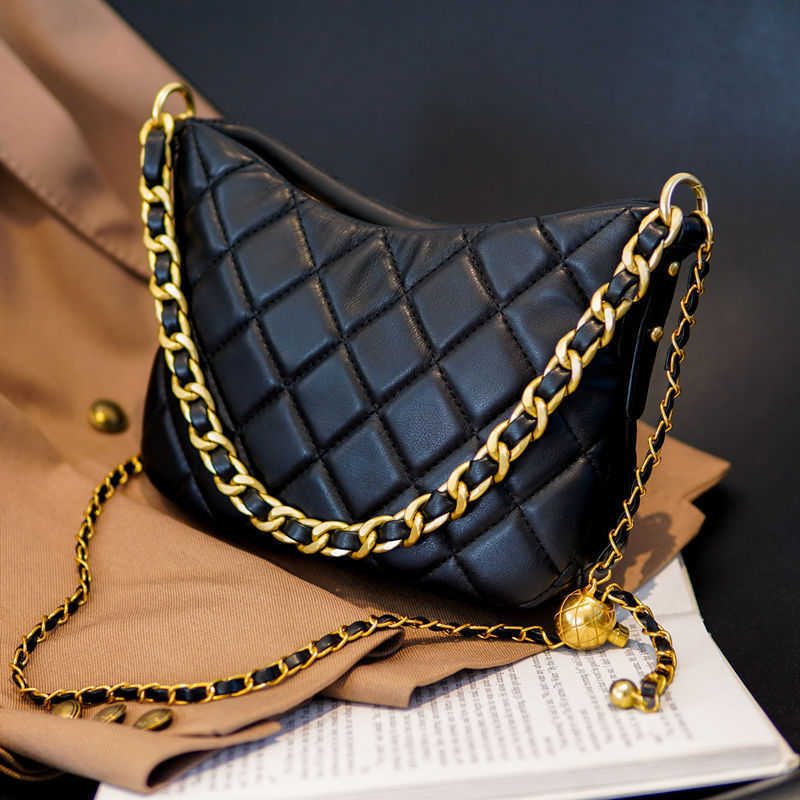 Designer Womens Handsbag Lingge épais Chain Hobo Hobo Underar Sac d'automne Nouvelle Fode pour femmes Polvale