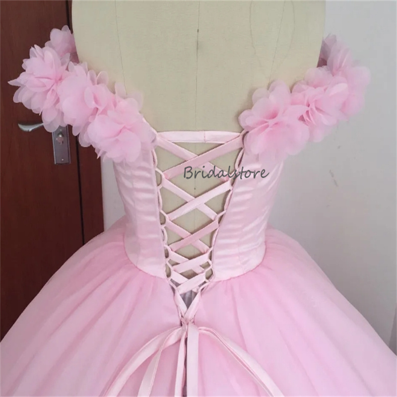 Lussuoso rosa 3d floreale abiti quinceanera 2024 spalle scoperte abito da ballo vestido de 15 anos lace up abiti para mujer gala abiti debuttanti ballo in maschera