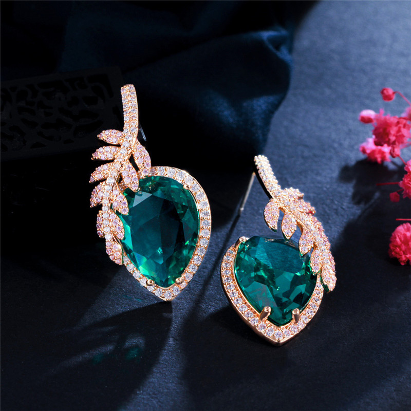 Graceful Lady Crystal Leaf Diamond Earring Designer för Woman Dancing Party AAA Cubic Zirconia Copper S925 Sterling Silver Post Luxury Wedding Earrings Jewelry