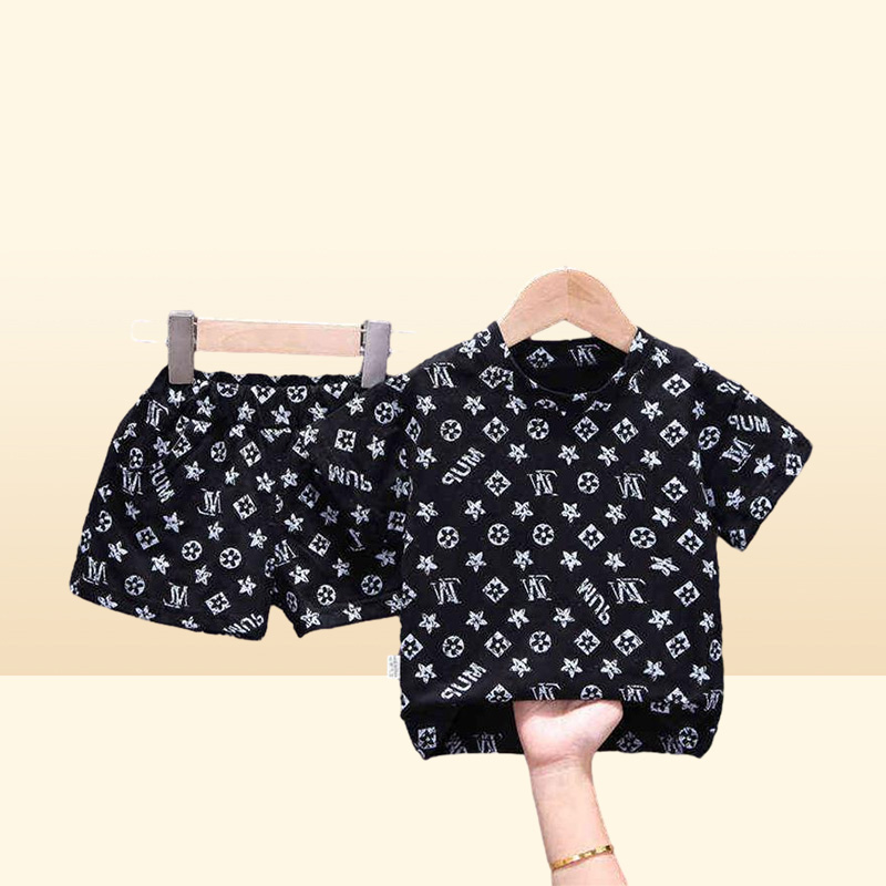 Fashion Toddler Color Matching Stamping Clothes Set Baby Boys Girls Summer Short Tshirt Shorts Bambini Bebes Tracksuits G2205761135