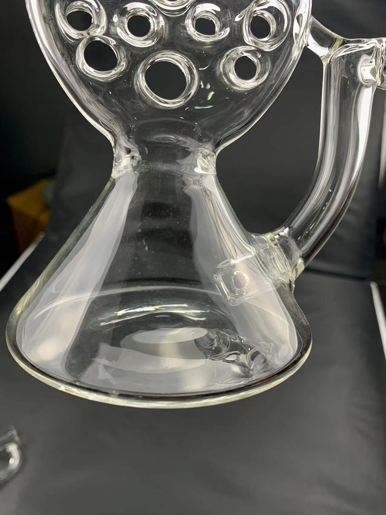 Anpassade röktillbehör Ash Catcher Bubbler Hookahs ljusblå glas Bong Oil Rig 14mm Inner Connector Bonus Bubble Ball Anpassad