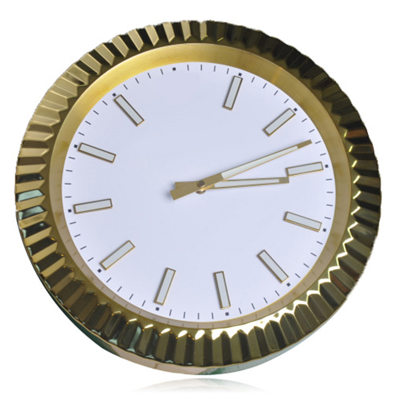 Relógio de parede de luxo metal moda relógios de parede dourados breve arte grande relógio sala de estar silencioso quartzo reloj de pared ouro decoração de casa luminosa 13,5 polegadas