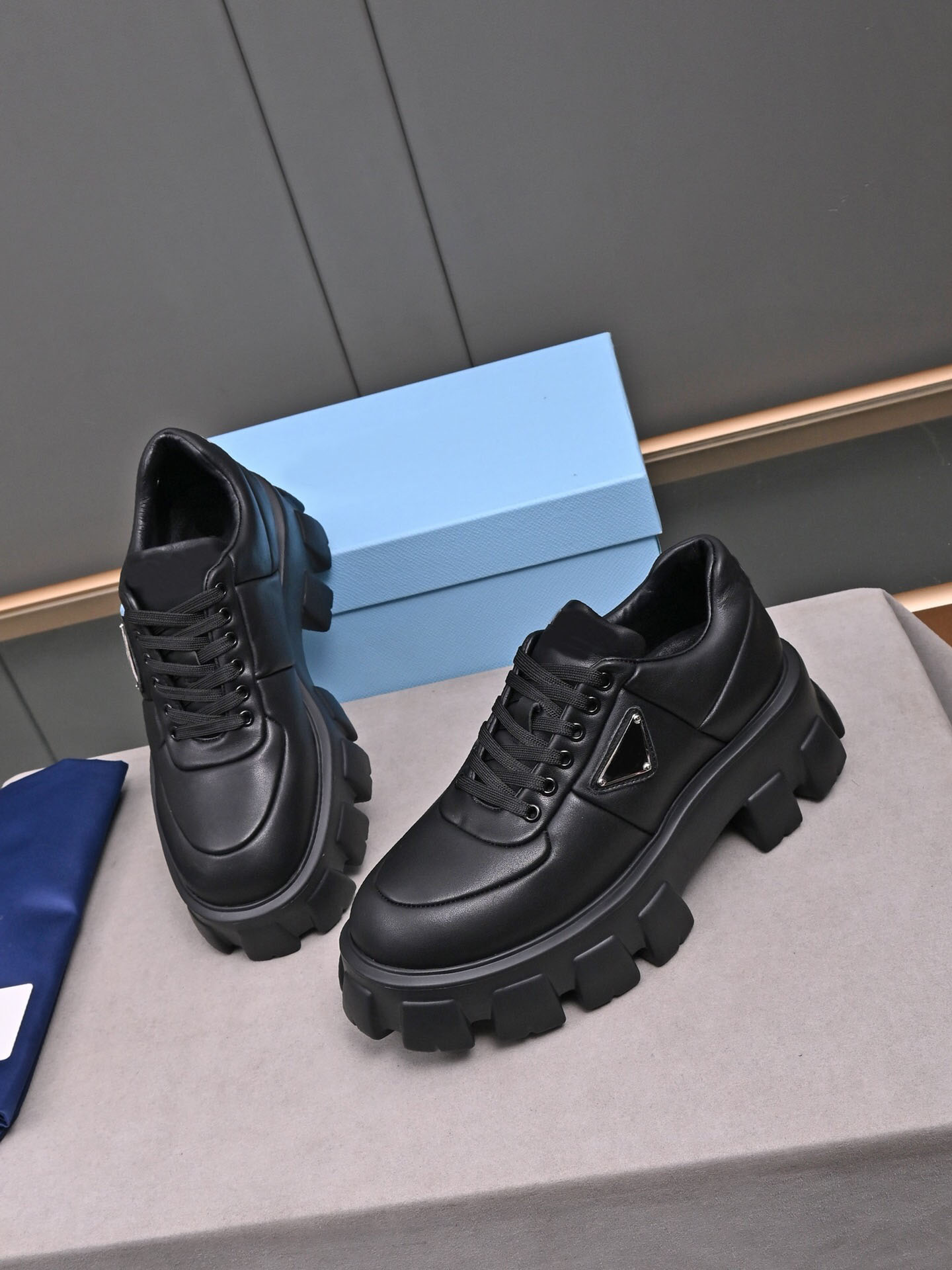 Men Women Dress Shoes Fashion Business Platform Flats Unisex Brand Designer Genuine Leather Casual Sneakers Size 35-45
