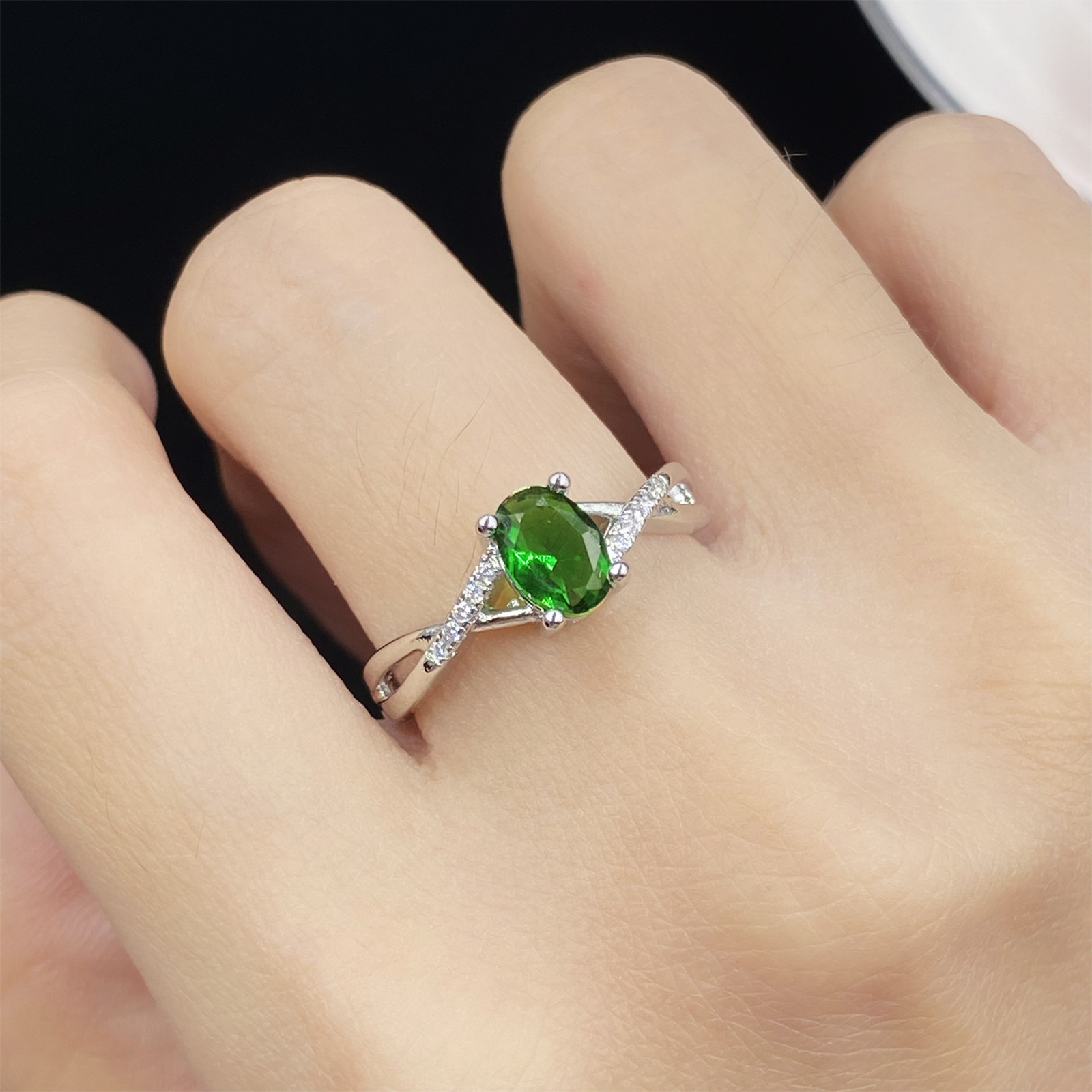 Women Jewelry Wedding Rings Pigeon Egg Red Corundum Imitation Emerald Sapphire crystal Cross Twisted zircon diamond Open Ring Girlfriend birthday gift