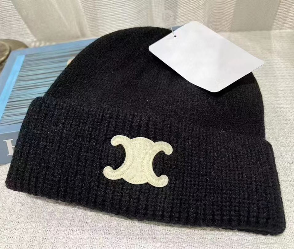 Beanie/Skull Caps Designer Winter Sticke