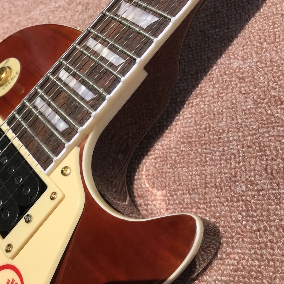 تحرّك الغيتار الكهربائي ، لون تبغ Sunburst ، أجهزة Tiger Maple Top Gold ، Guitarar عالية الجودة ، شحن مجاني