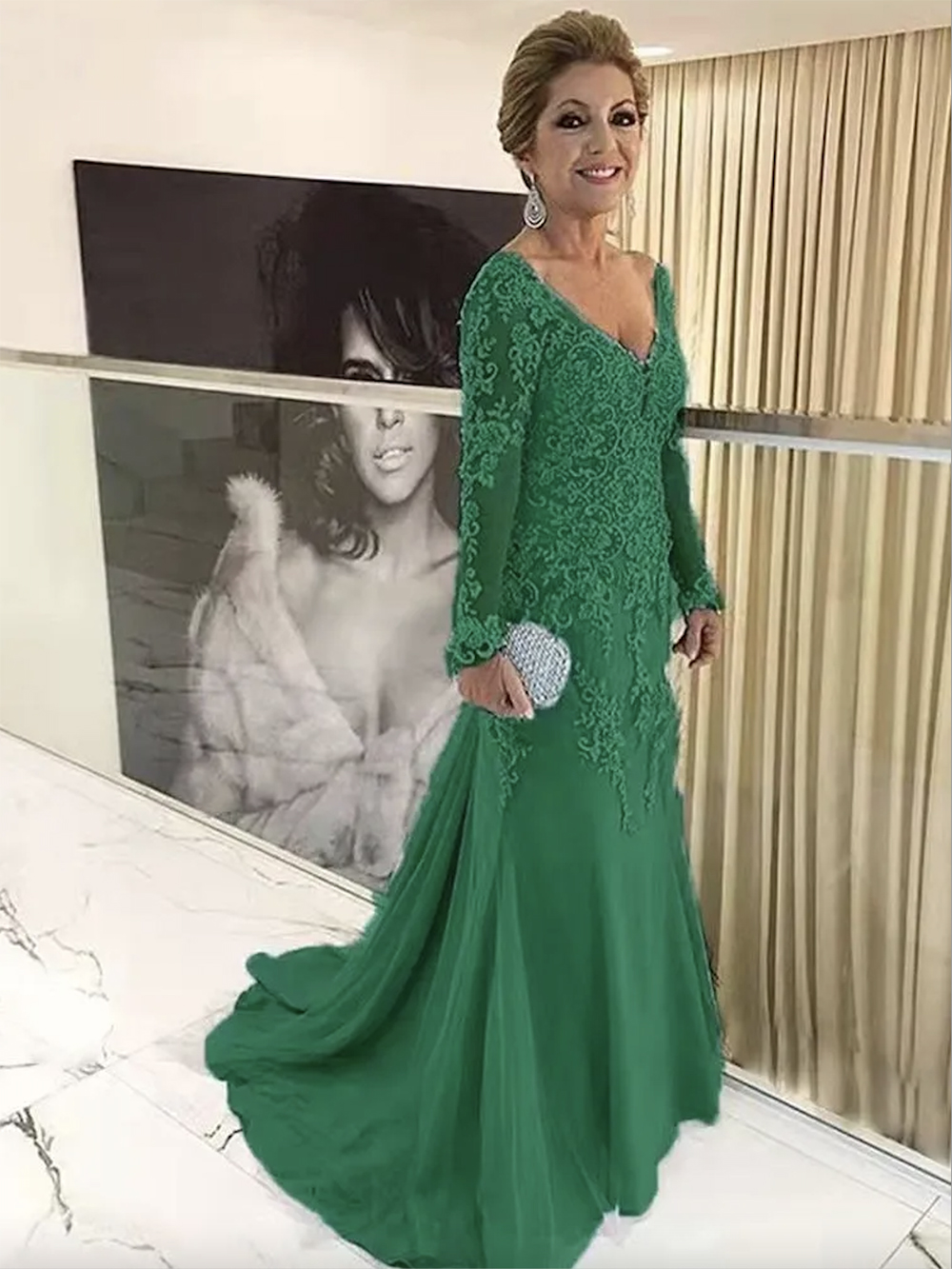 Elegantt Champagne Lace Long Mother Of The Bride Dresses V Neck Full Sleeve Wedding Party Gowns Guest Formal Evening Dress God Mom Celebrity Wear 2023